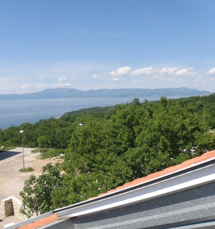 Apartment Doderovic Kostrena Ngoại thất bức ảnh