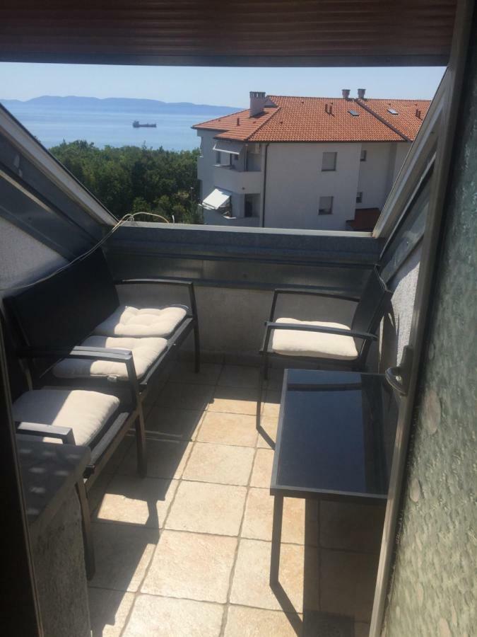 Apartment Doderovic Kostrena Ngoại thất bức ảnh